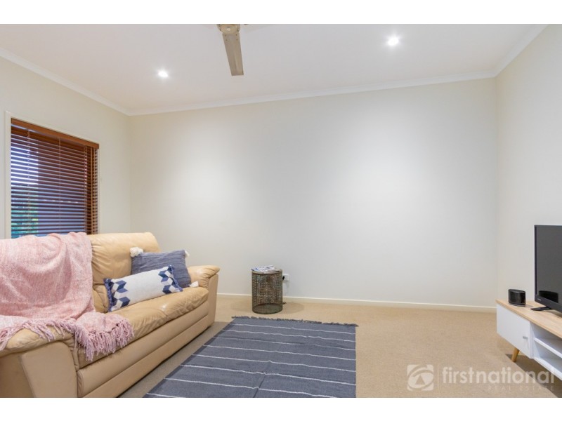 9 Peak View Place, Glass House Mountains QLD 4518