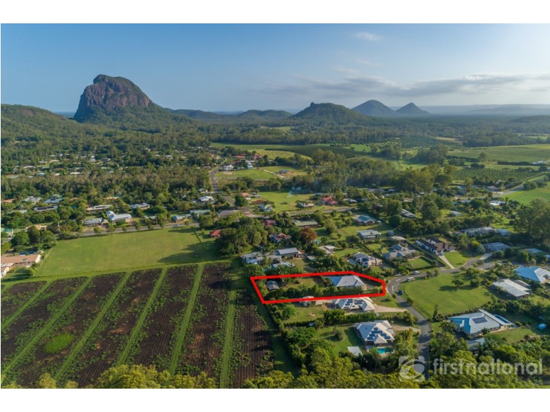 9 Peak View Place, Glass House Mountains QLD 4518