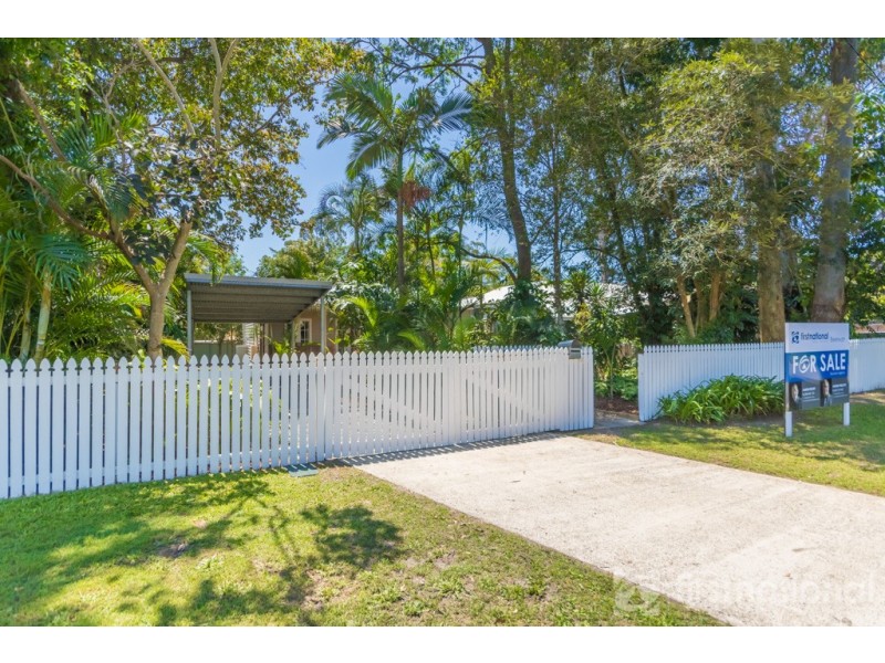 15 Montrose Street, Beerwah QLD 4519