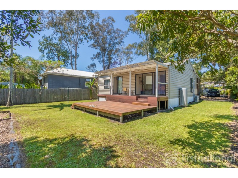 15 Montrose Street, Beerwah QLD 4519