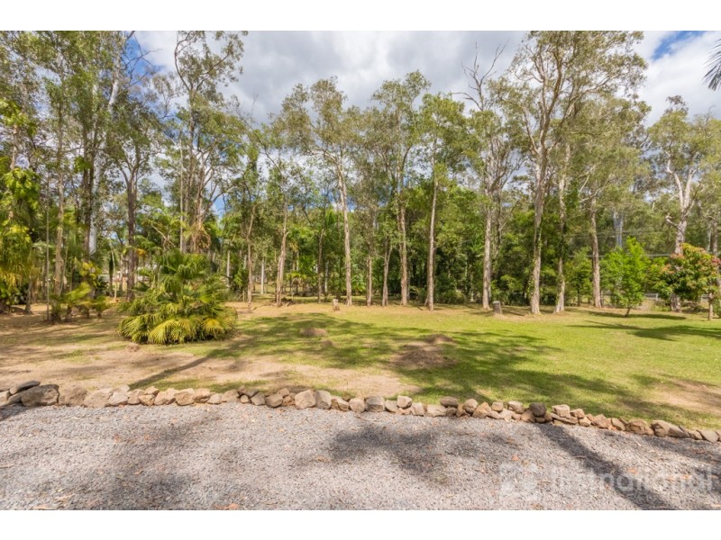 2106 Old Gympie Road, Glass House Mountains QLD 4518