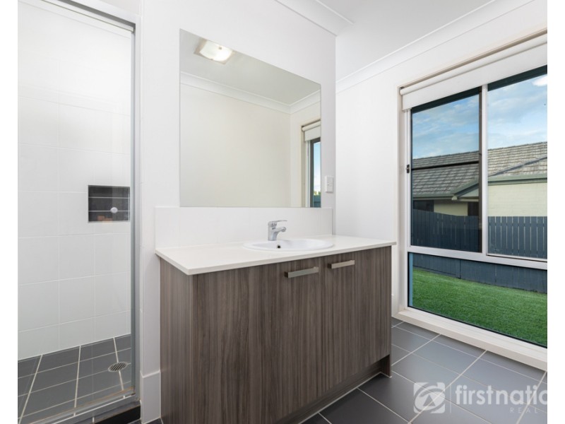 8 Red Ash Court, Beerwah QLD 4519