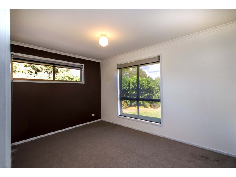 24 Redwood Court, Landsborough QLD 4550