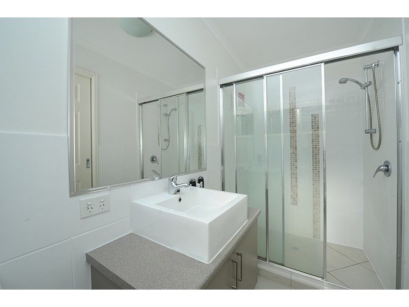 1/25 Maleny Street, Landsborough QLD 4550