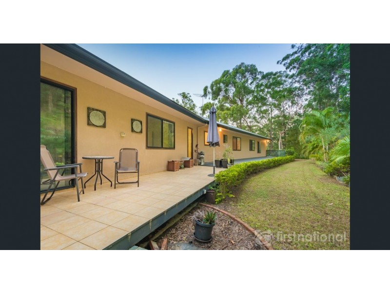 7 Knowles Place, Glass House Mountains QLD 4518