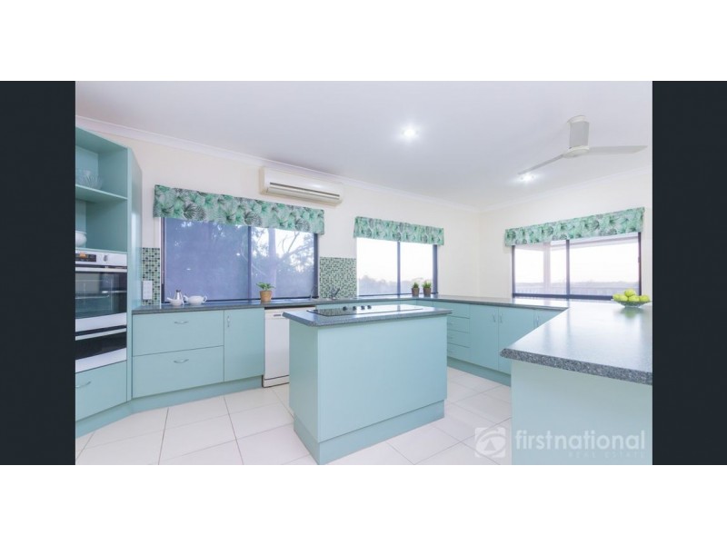 7 Knowles Place, Glass House Mountains QLD 4518