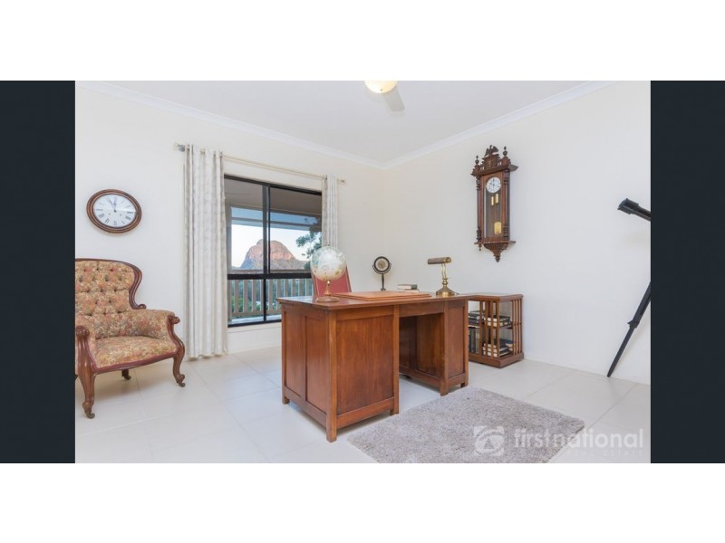 7 Knowles Place, Glass House Mountains QLD 4518
