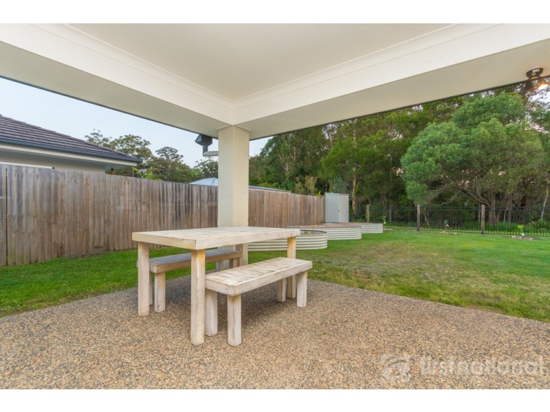 15 Fairy Wren Court, Beerwah QLD 4519