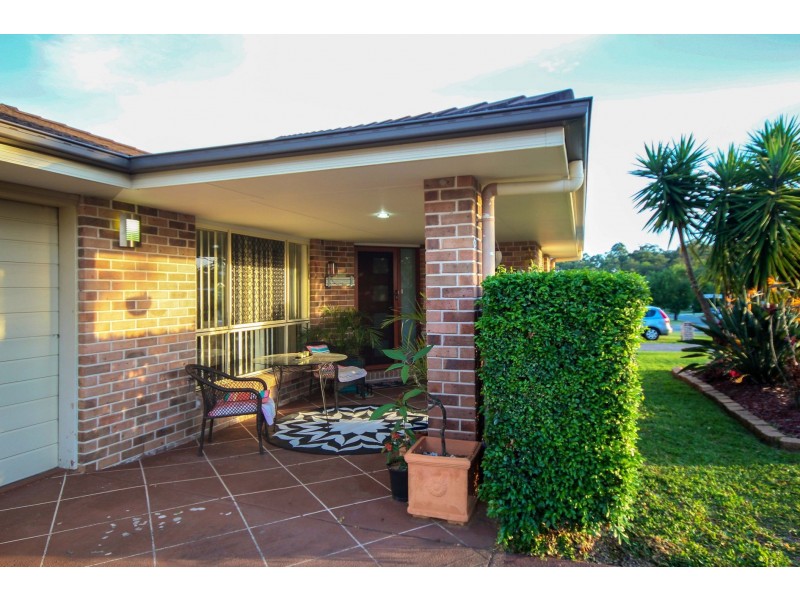 13 Usher Boulevard, Beerwah QLD 4519