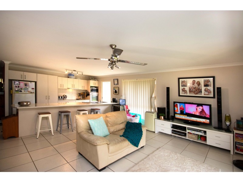 13 Usher Boulevard, Beerwah QLD 4519