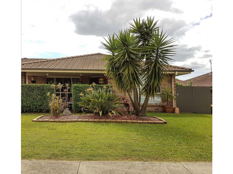 13 Usher Boulevard, Beerwah QLD 4519