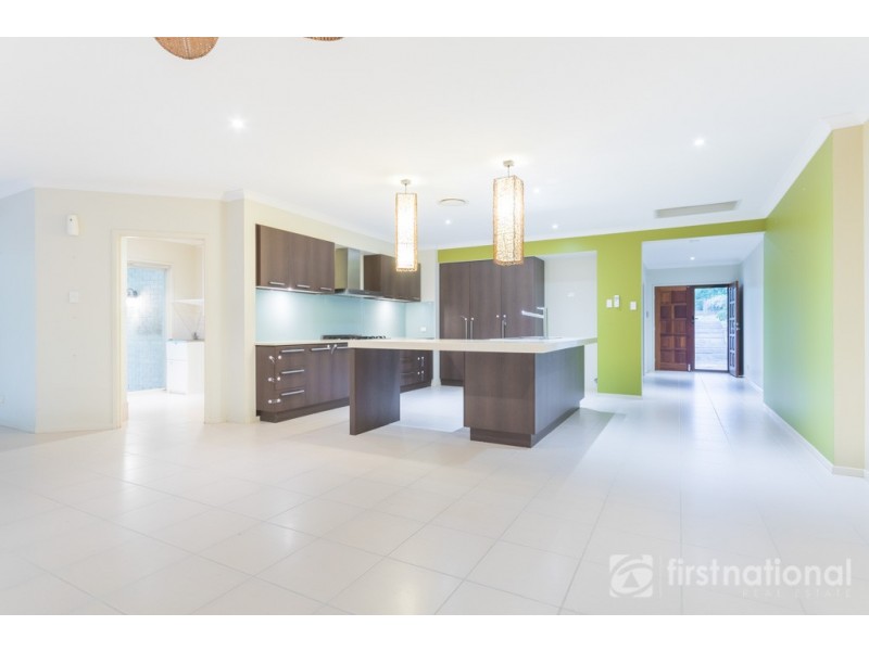 15 Sharyn Place, Glass House Mountains QLD 4518