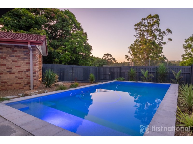 7 Alexandra Ct, Glass House Mountains QLD 4518