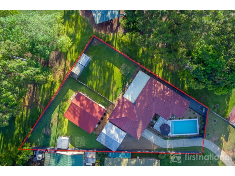 7 Alexandra Ct, Glass House Mountains QLD 4518