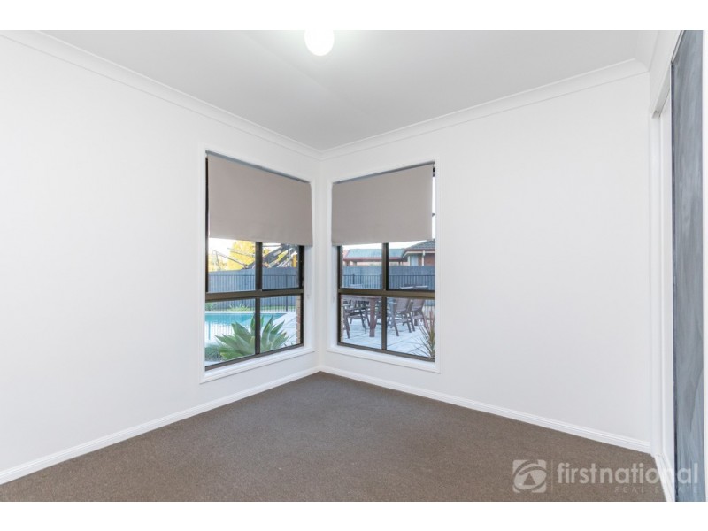 7 Alexandra Ct, Glass House Mountains QLD 4518