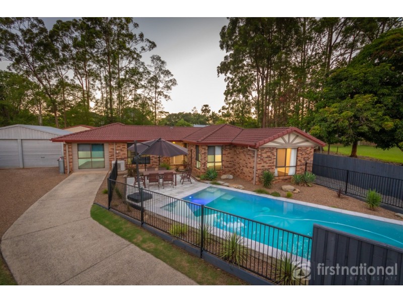 7 Alexandra Ct, Glass House Mountains QLD 4518
