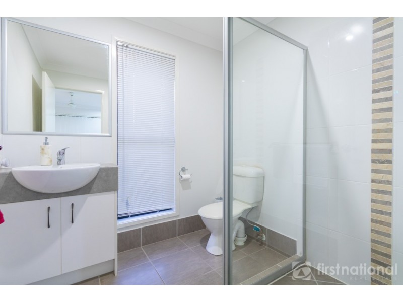 8 Crumpton Place, Beerwah QLD 4519