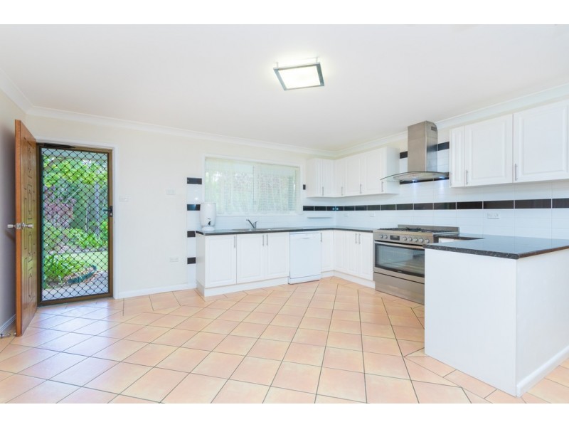 89 Lindeman Road, Beerwah QLD 4519