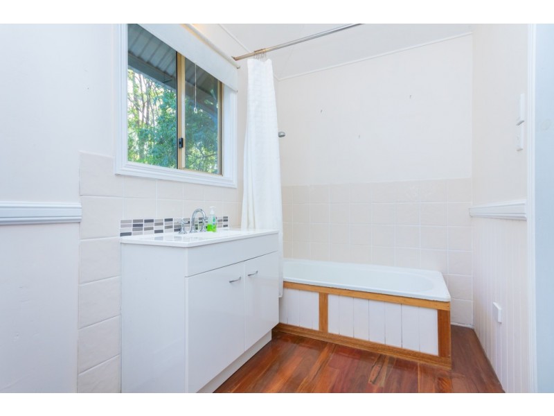 89 Lindeman Road, Beerwah QLD 4519