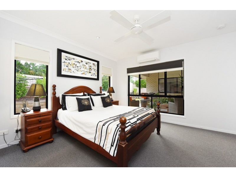 20 Gordon Place, Glass House Mountains QLD 4518