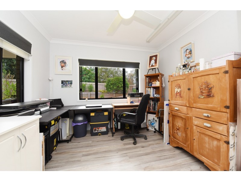 20 Gordon Place, Glass House Mountains QLD 4518