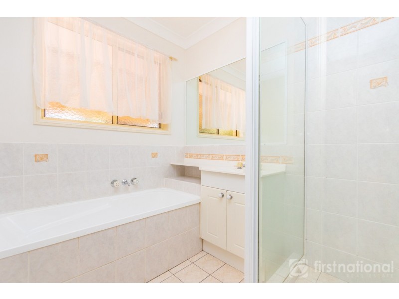 39 Parkview Road, Glass House Mountains QLD 4518