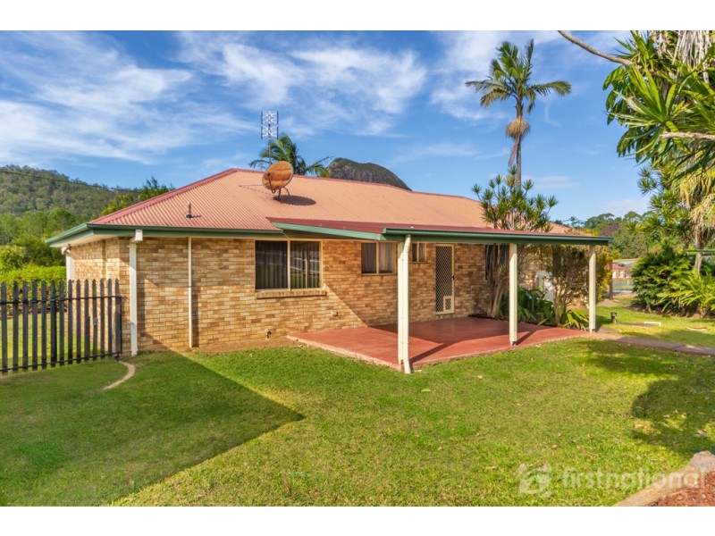 39 Parkview Road, Glass House Mountains QLD 4518