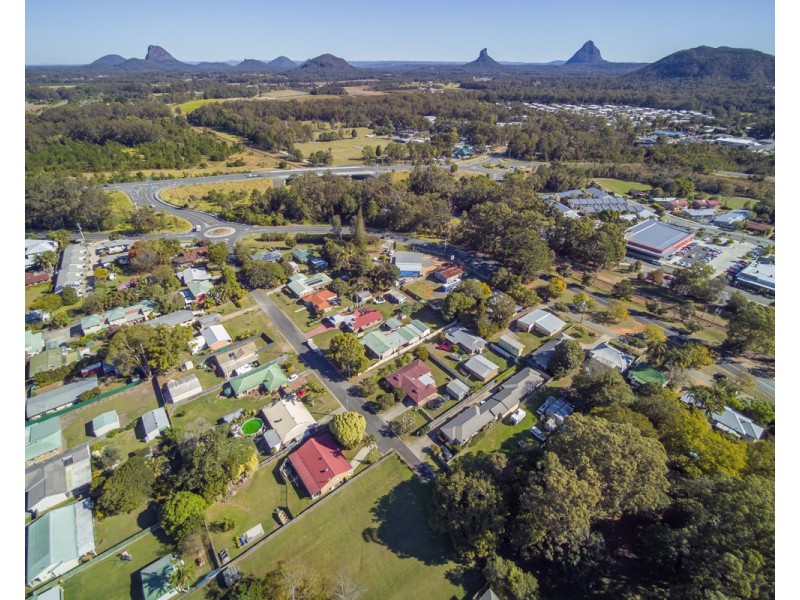 71 Beerwah Parade, Beerwah QLD 4519