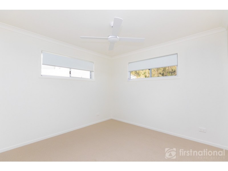 2/23 Railway Parade, Glass House Mountains QLD 4518