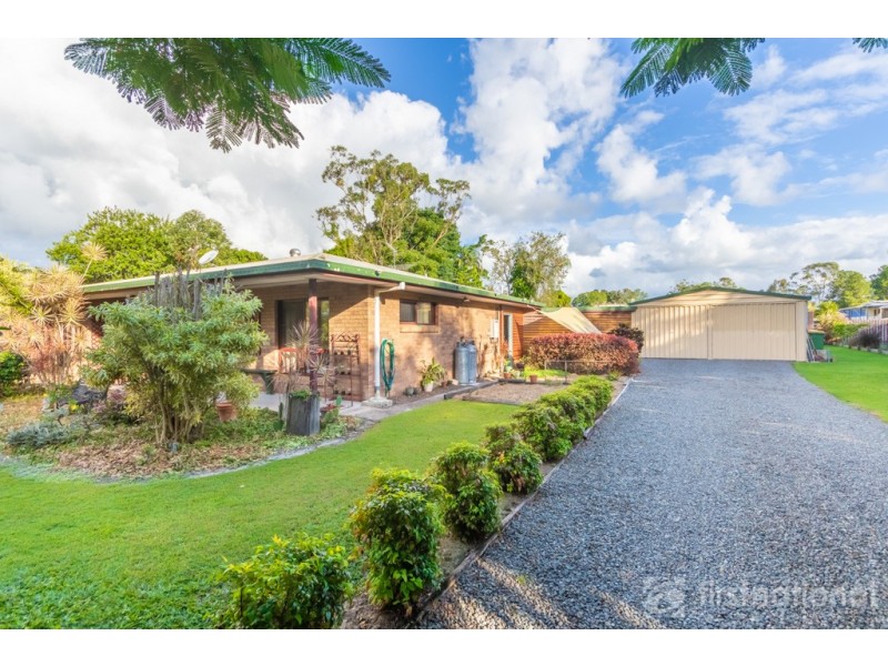 4 Montrose Street, Beerwah QLD 4519