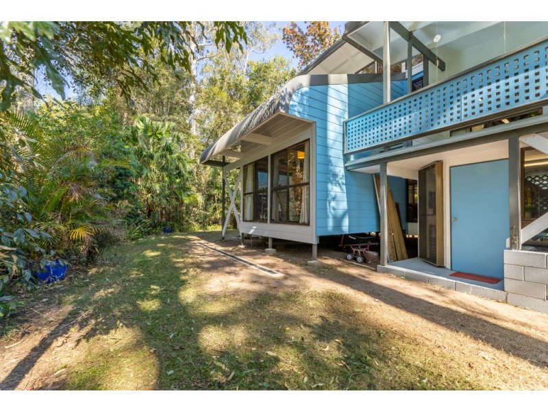 252 Peachester Road, Beerwah QLD 4519