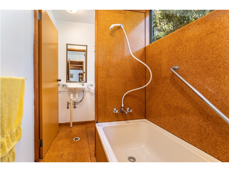 252 Peachester Road, Beerwah QLD 4519