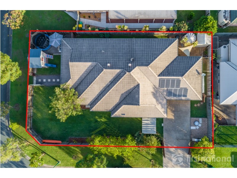 8 Greenview Avenue, Beerwah QLD 4519