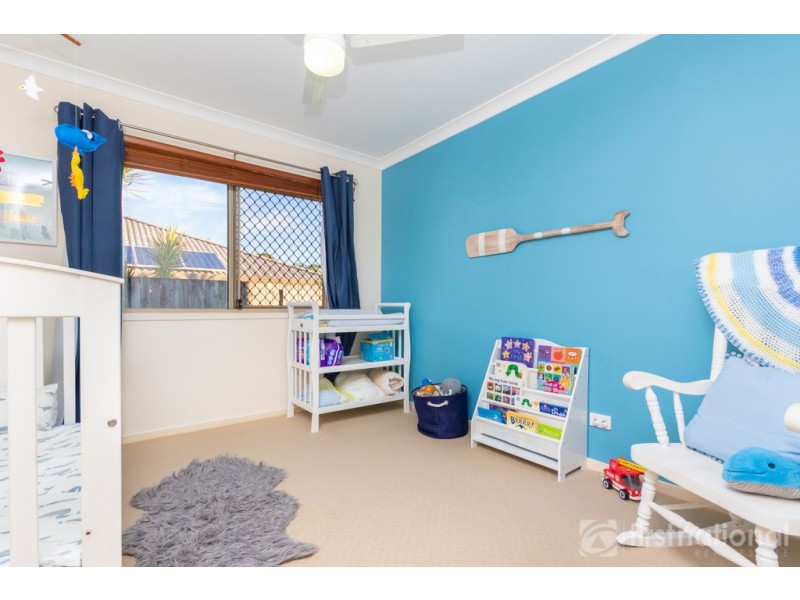 8 Greenview Avenue, Beerwah QLD 4519