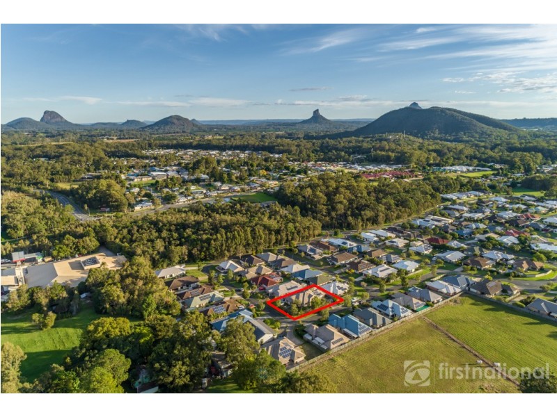 8 Greenview Avenue, Beerwah QLD 4519