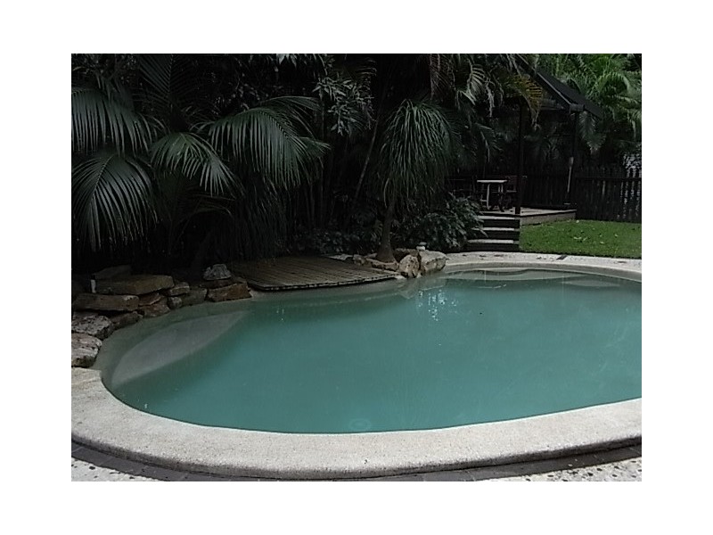 3 Einsleigh Ct, Beerwah QLD 4519