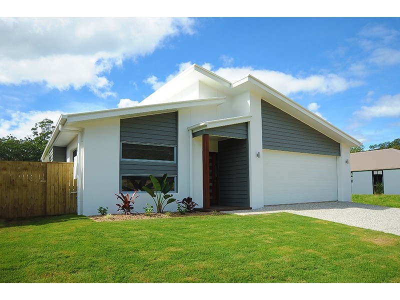 40 Palmerston Crescent, Beerwah QLD 4519