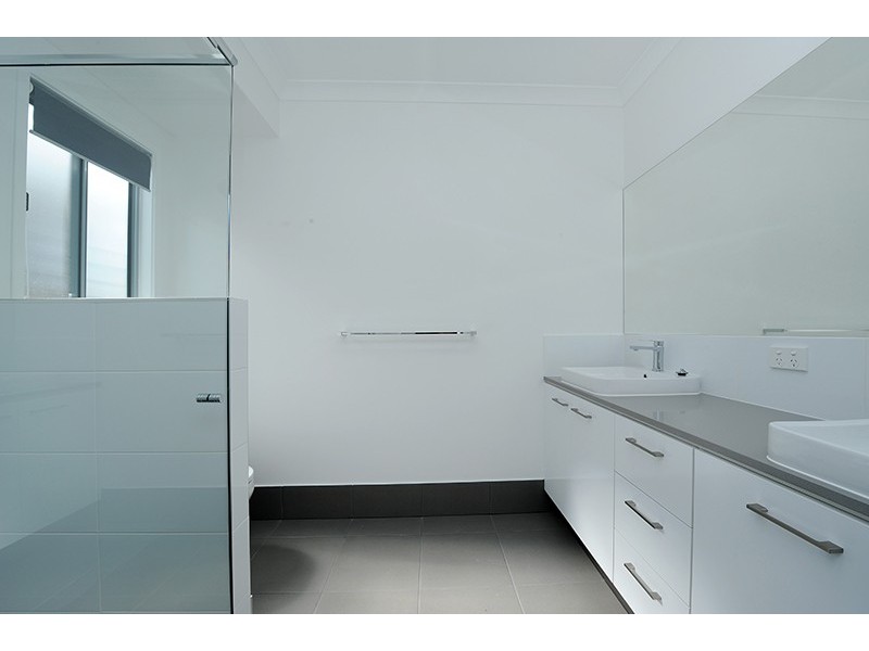 40 Palmerston Crescent, Beerwah QLD 4519