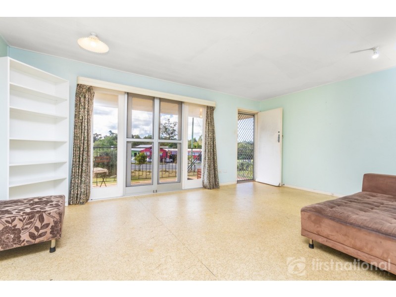 55 Peachester Road, Beerwah QLD 4519