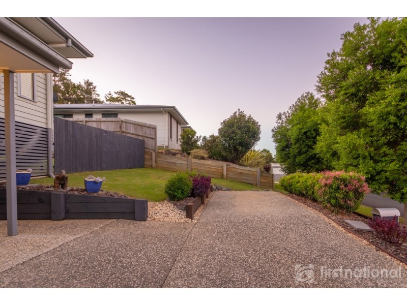 1 Dollarbird Place, Glass House Mountains QLD 4518