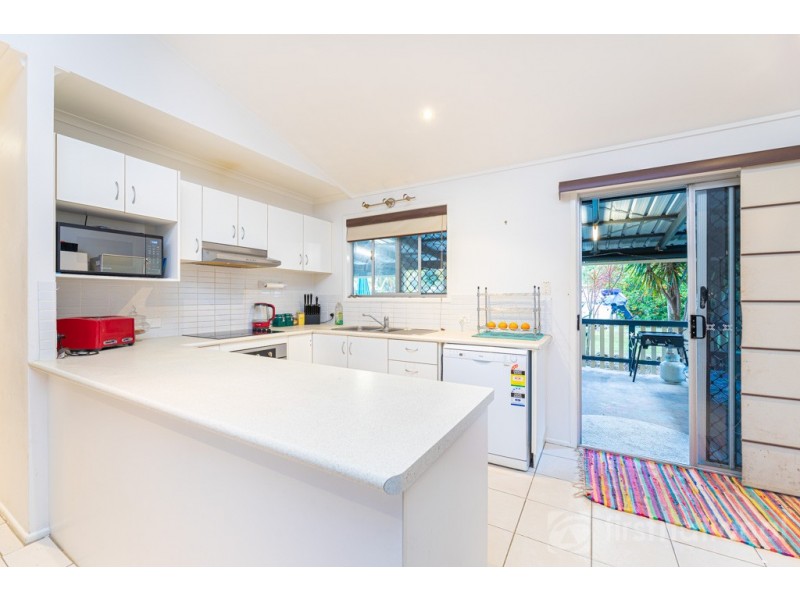 2 Sunland Court, Beerwah QLD 4519