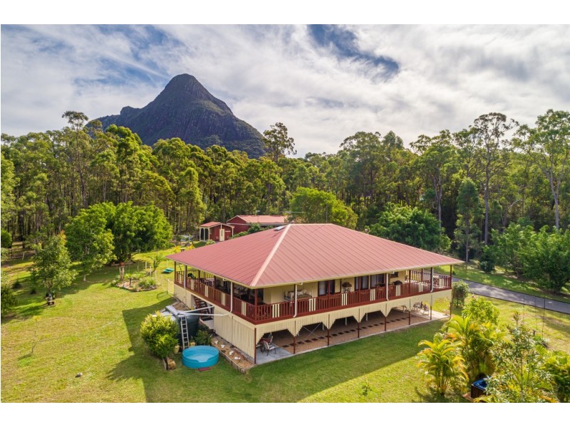 Glass House Mountains QLD 4518