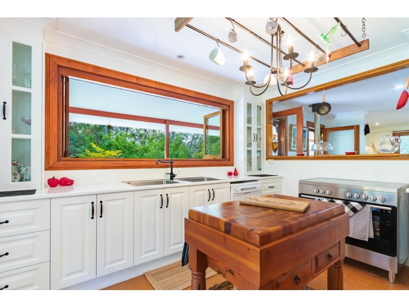 Glass House Mountains QLD 4518