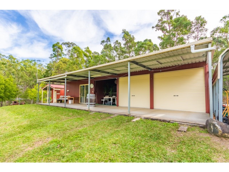 Glass House Mountains QLD 4518