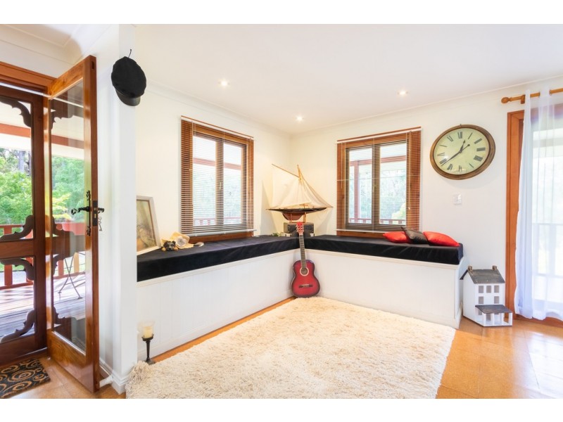 Glass House Mountains QLD 4518