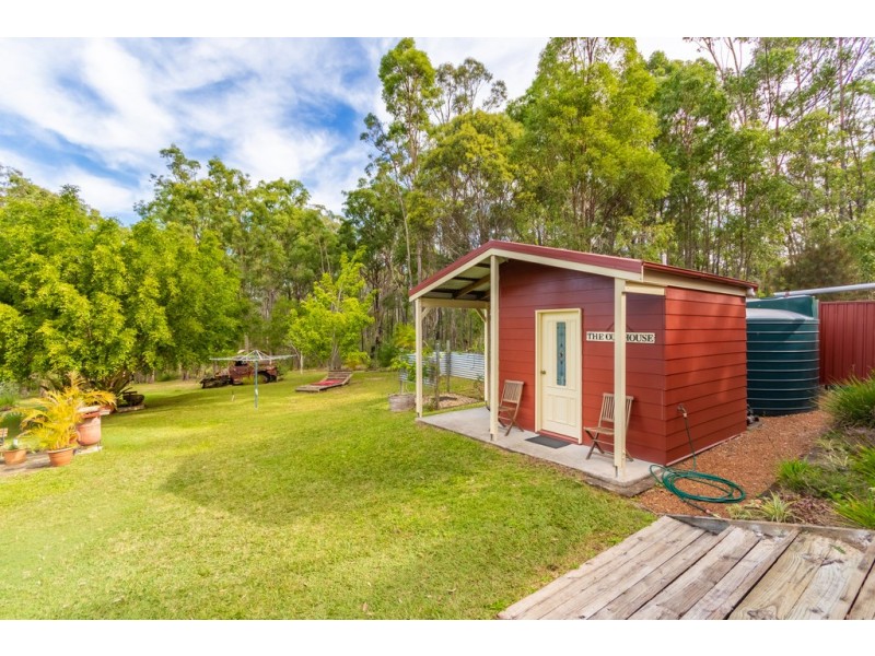 Glass House Mountains QLD 4518