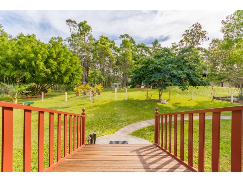 Glass House Mountains QLD 4518