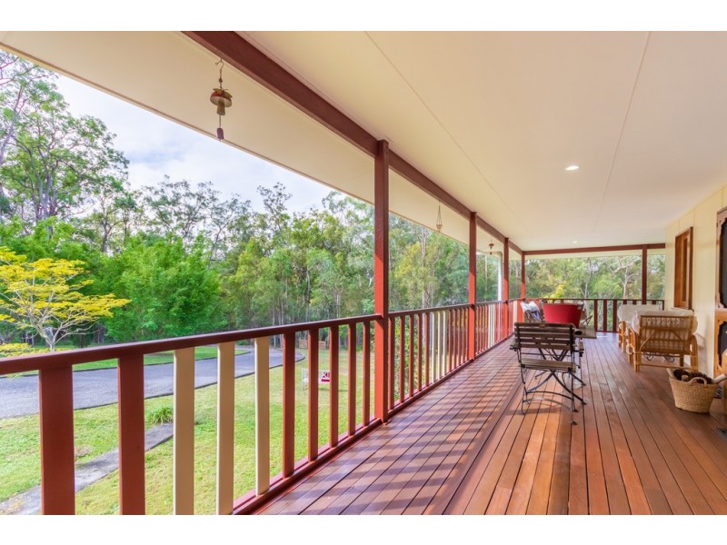 Glass House Mountains QLD 4518