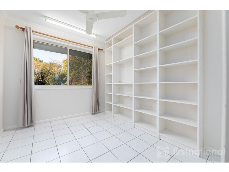 12 Paul Place, Glass House Mountains QLD 4518