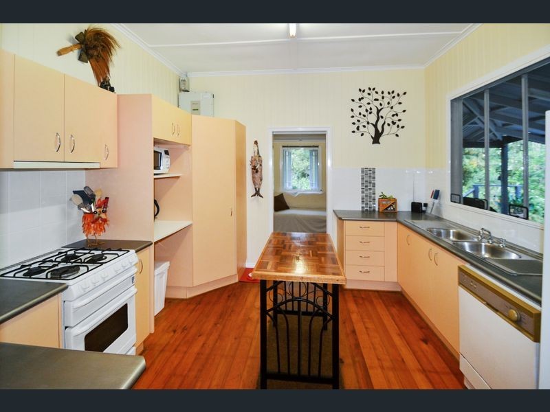 74 Baker Finch Avenue, Peachester QLD 4519